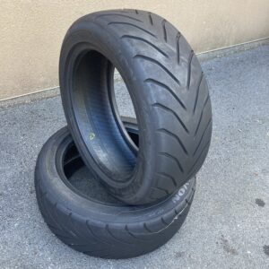 Item #6 Pair Avon ZZR - 195/50 R16 84W