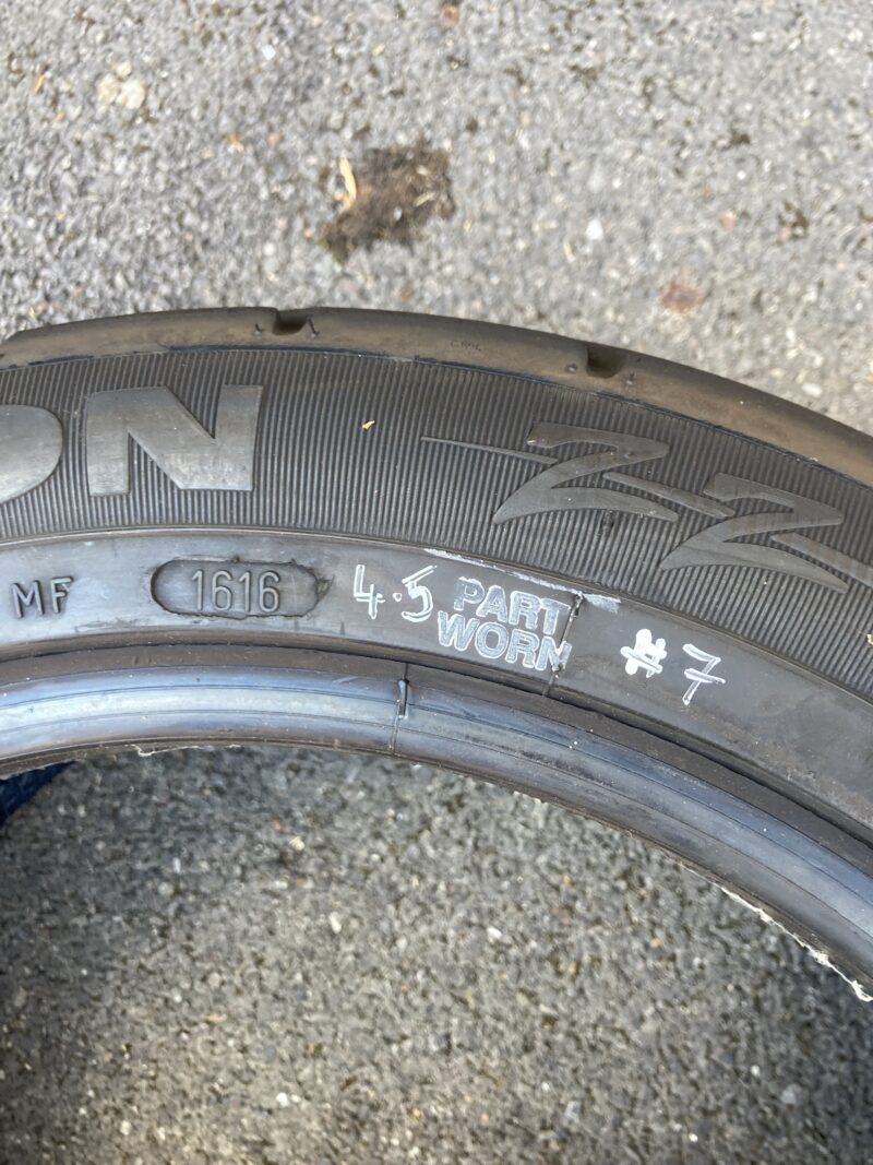 Item #7 Pair Avon ZZR - 195/50 R16 84W - Image 3