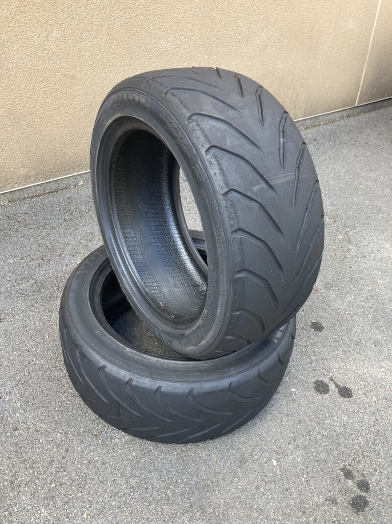 Item #1 Pair Avon ZZR - 225/45 R16 89W
