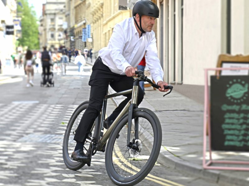 20 Ariel DASH Urban rider 1