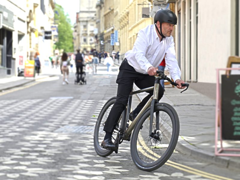 23 Ariel DASH Urban rider 1